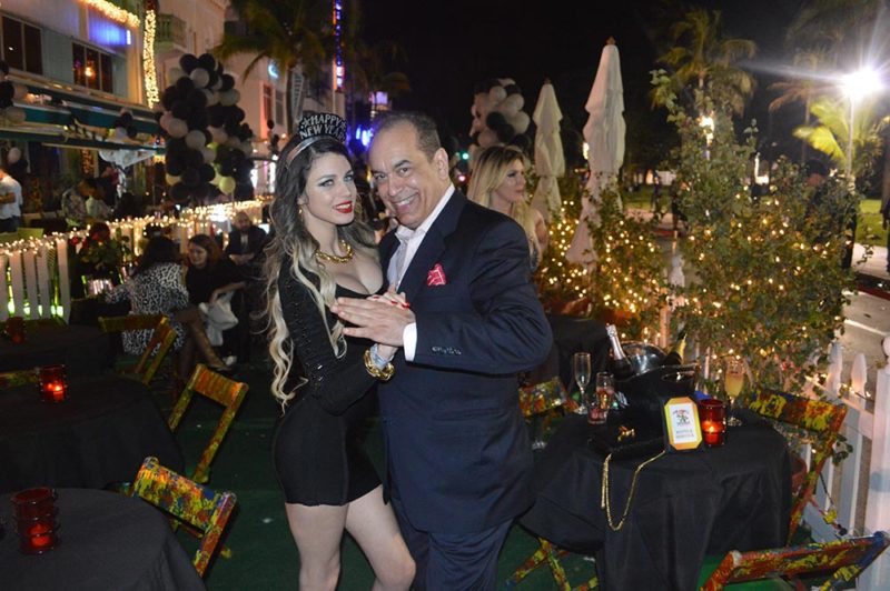 Alan-Action-NYEVE-2016-in-South-Beach-With-Latina